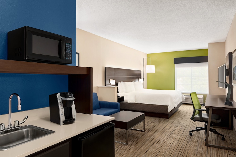 Holiday Inn Express & Suites McAlester by IHG - photo 5
