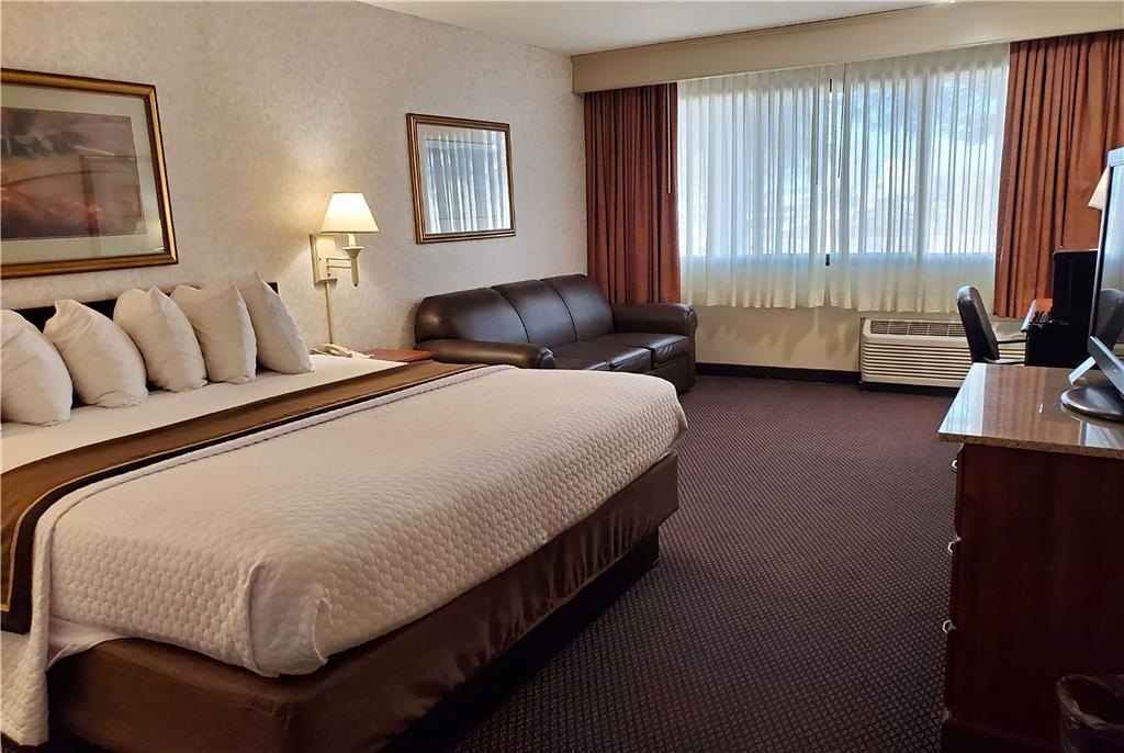 AmericInn by Wyndham Watertown - photo 20