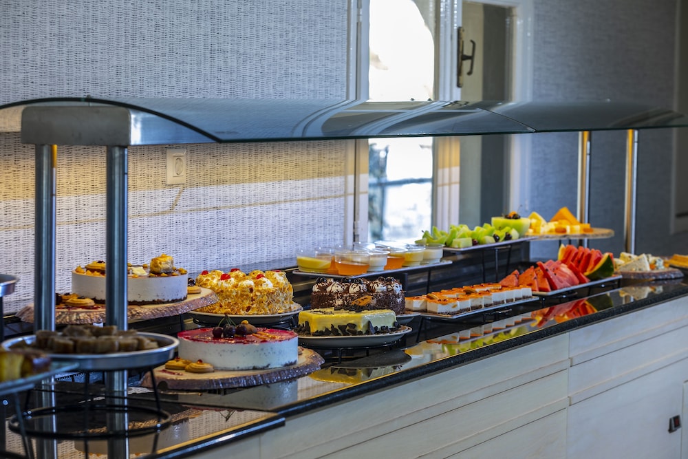 מזון ומשקאות