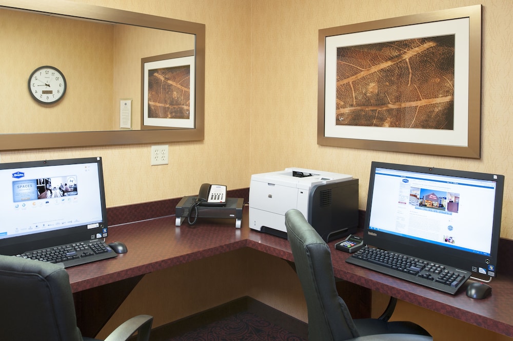 Hampton Inn & Suites Cleveland Southeast Streetsboro - photo 26