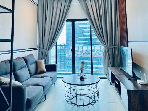 Reizz by Aayu Residences 10mins to KLCC 2 mins to Gleneagles Hospital — 4-Star Luxury Hotel in Kuala Lumpur, Malaysia