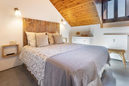 S2 Eraclau Era Vista Bela En Sapporo Vielha in Vielha, Spain