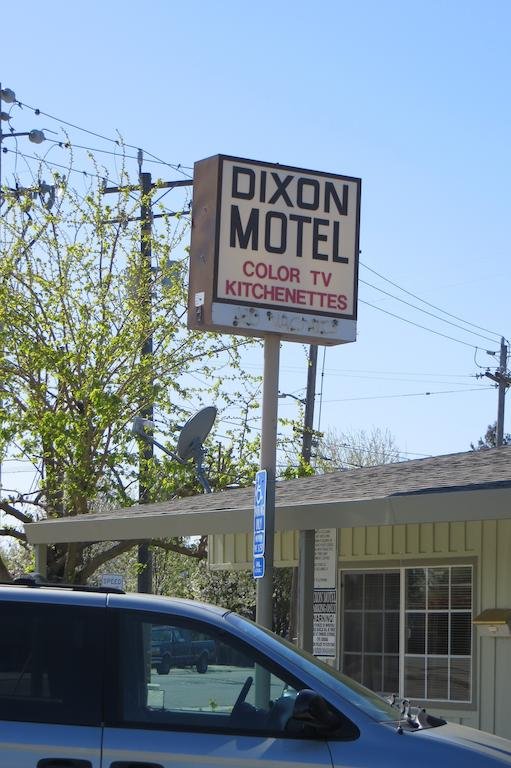 Dixon Motel — hotel in Dixon