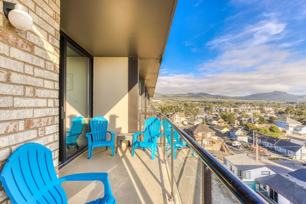 Sand & Sea Resort Condominiums - photo 682