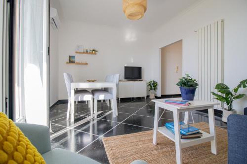 186 Casa Aureliana Vista Mare a Lavagna 100 Metri Dal Mare E Spiaggia Parcheggio Gratis Incluso — 4-Star Luxury Hotel in Lavagna, Italy