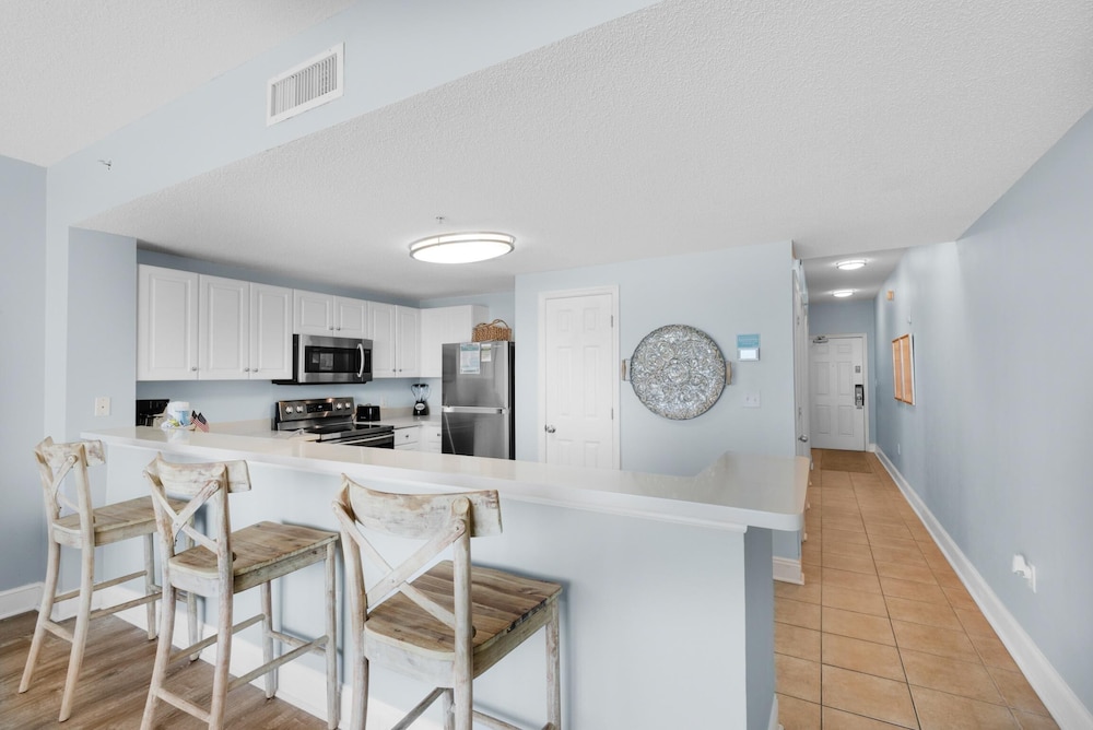 Majestic Beach Towers 1 314 - photo 2