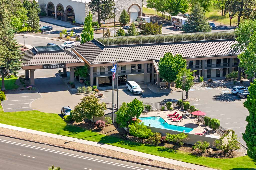 Red Lion Inn & Suites Deschutes River Bend - photo 15