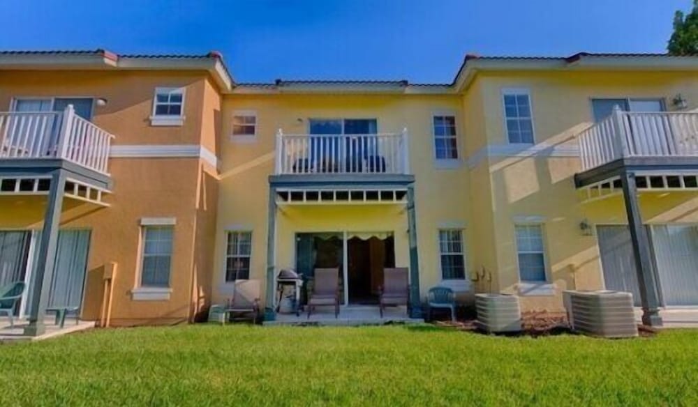 Emerald Island Resort Townhome 3 Bedroom Townhouse - photo 18