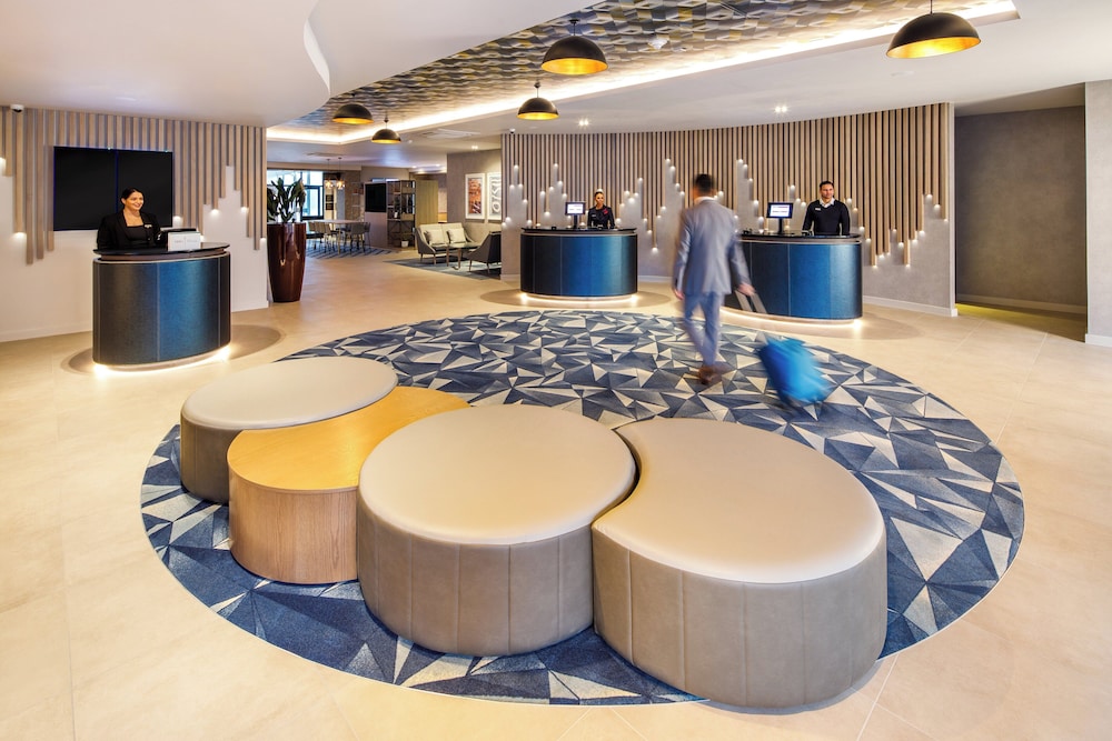 Crowne Plaza Manchester Airport
