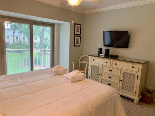 459 Plantation Club Villas at The Sea Pines Resort - photo 12