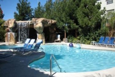 Blue Moon Resort - photo 3