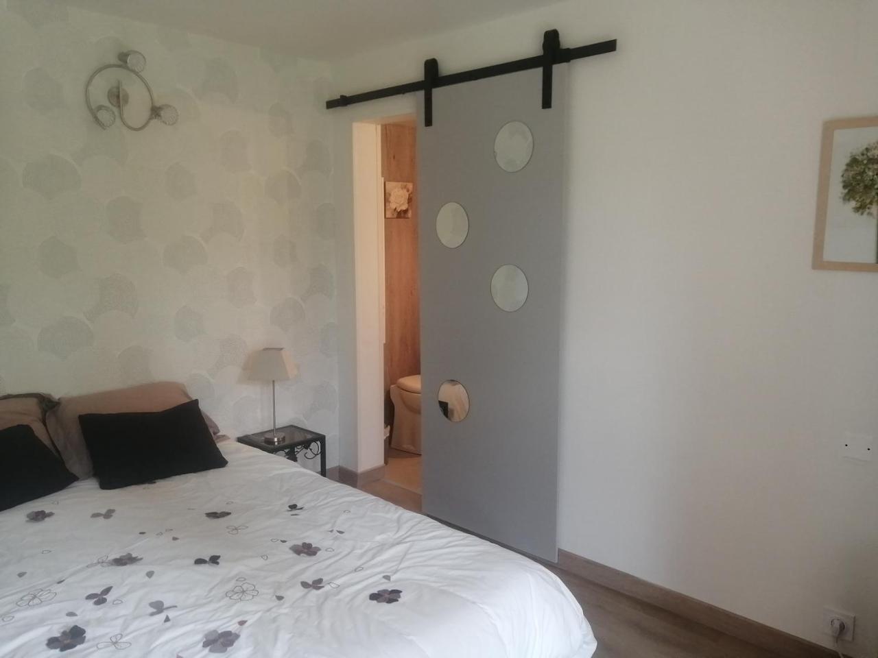 Le Petit Nid — hotel in Egletons