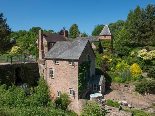 Mill Cottage — 5-Star Luxury Hotel in Tenbury Wells, United Kingdom
