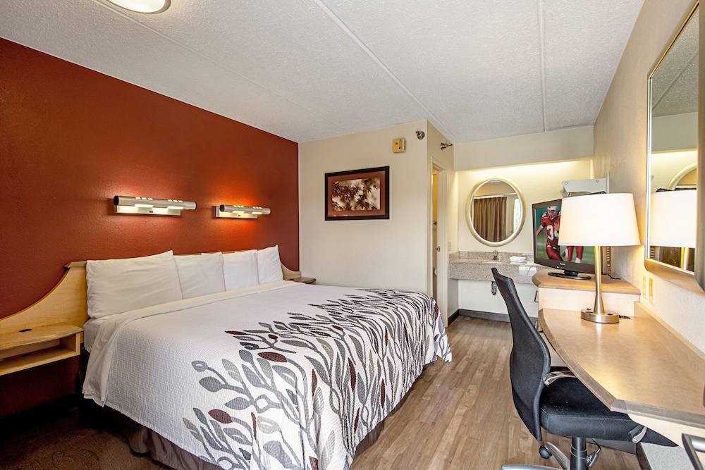 Red Roof Inn Pensacola I 10 at Davis Highway - photo 26