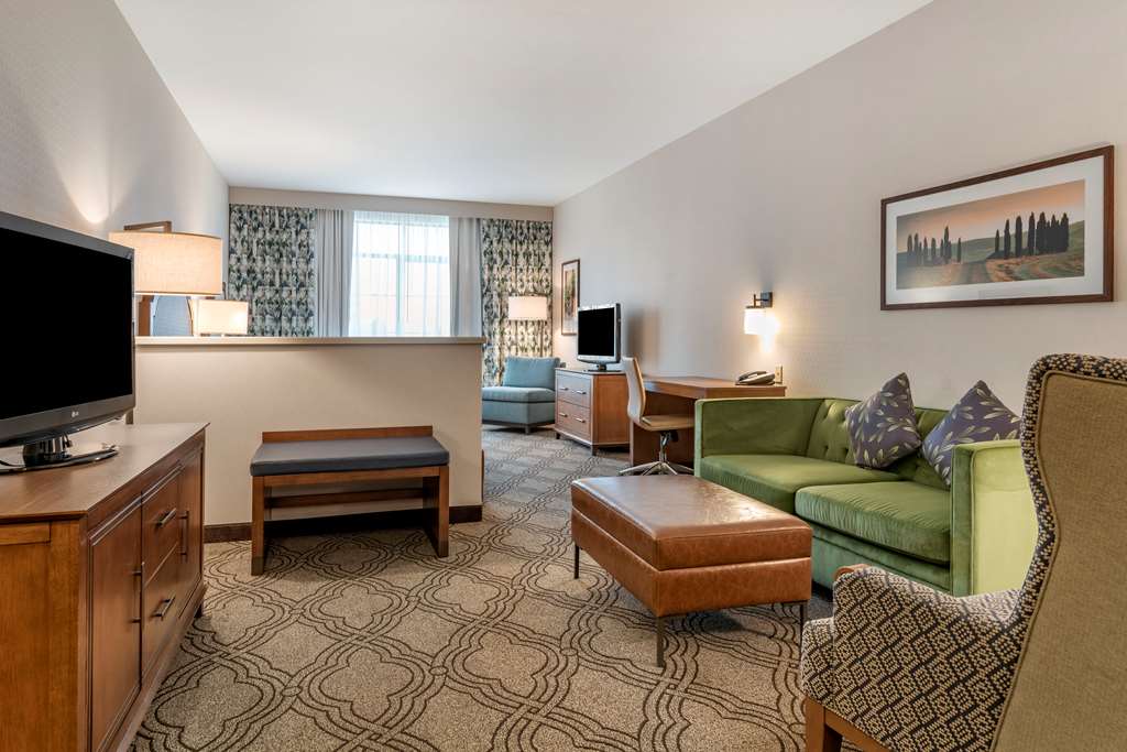 Best Western Premier Pasco Inn & Suites - photo 14