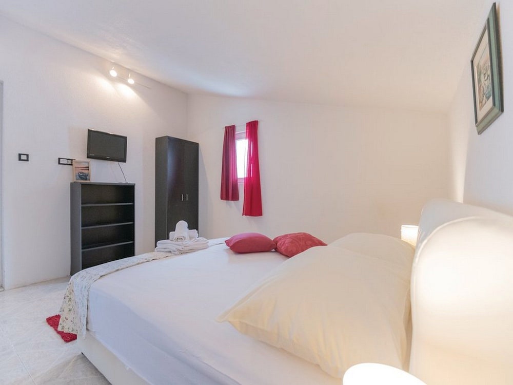 Villa Blanka — 4-Star Luxury Hotel in Podgora, Croatia