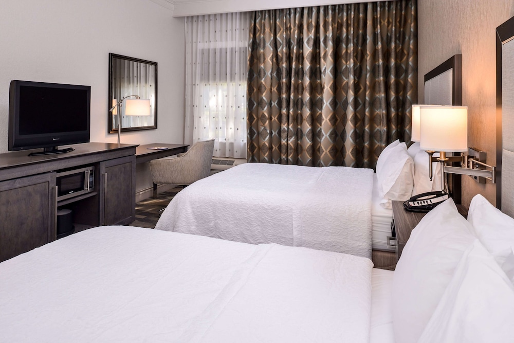 Hampton Inn Ft Lauderdale Plantation - photo 24