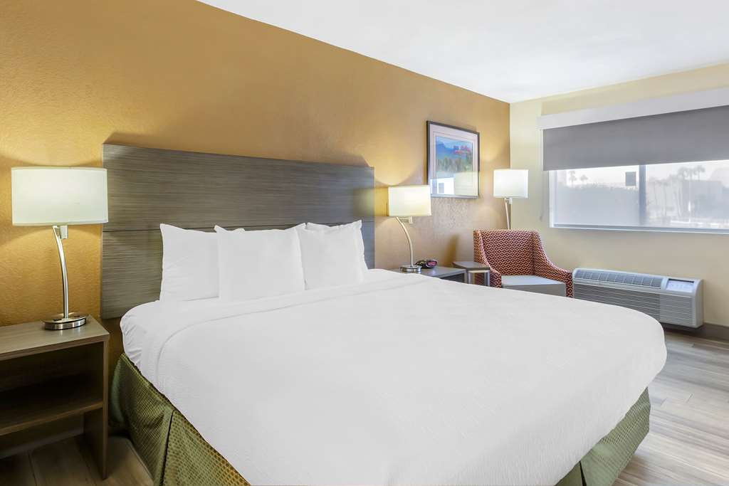 Best Western Superstition Springs Inn - photo 23