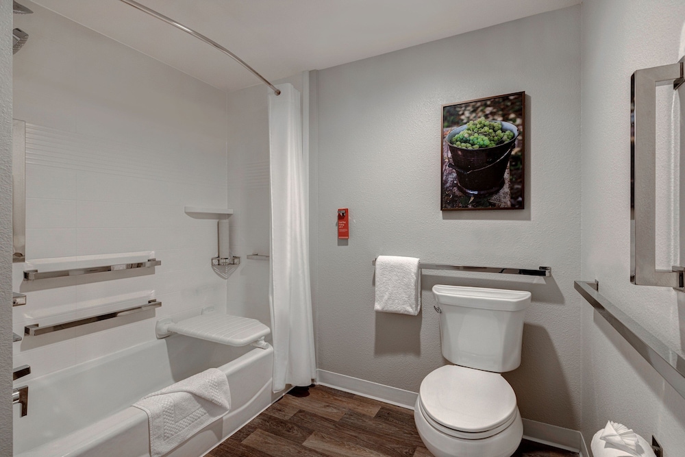 TownePlace Suites San Luis Obispo - photo 31