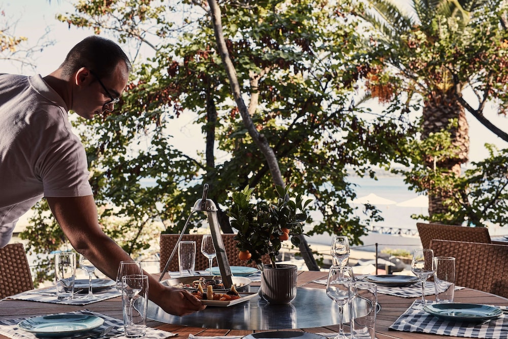 מזון ומשקאות