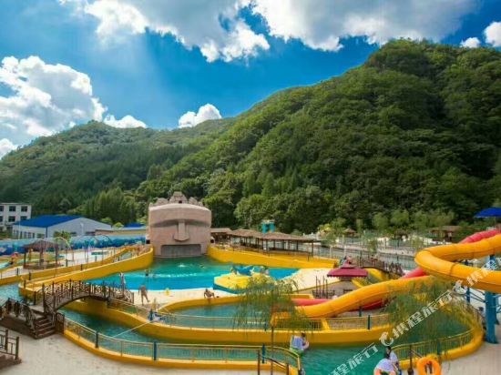 Fengshu Hot Spring Hotel in Benxi, People's Republic of China