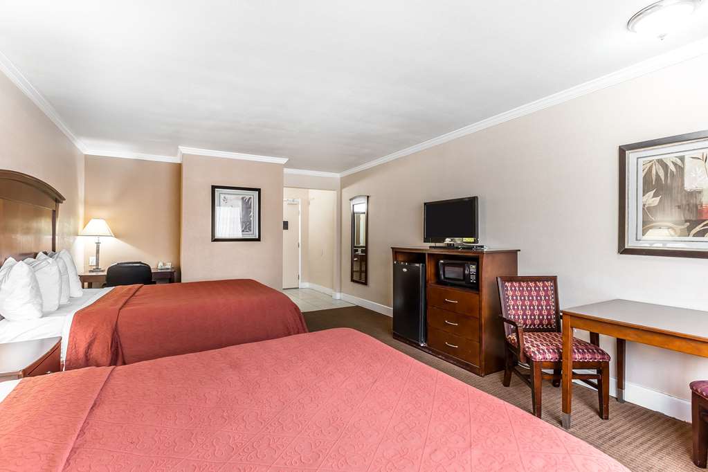 Quality Inn near Hearst Castle - photo 6