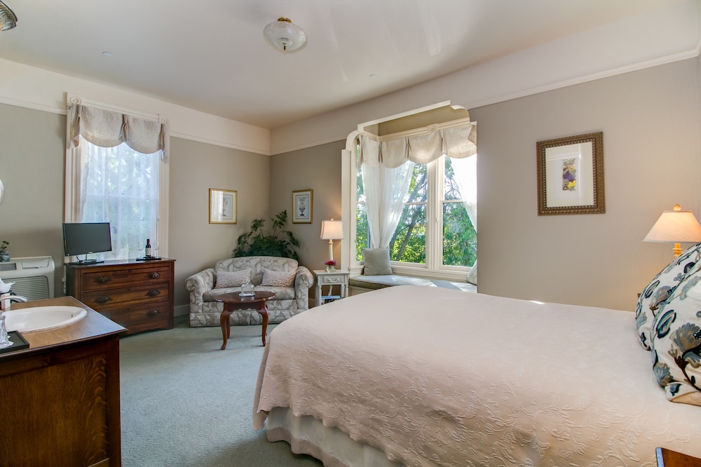 Winchester Inn - photo 37