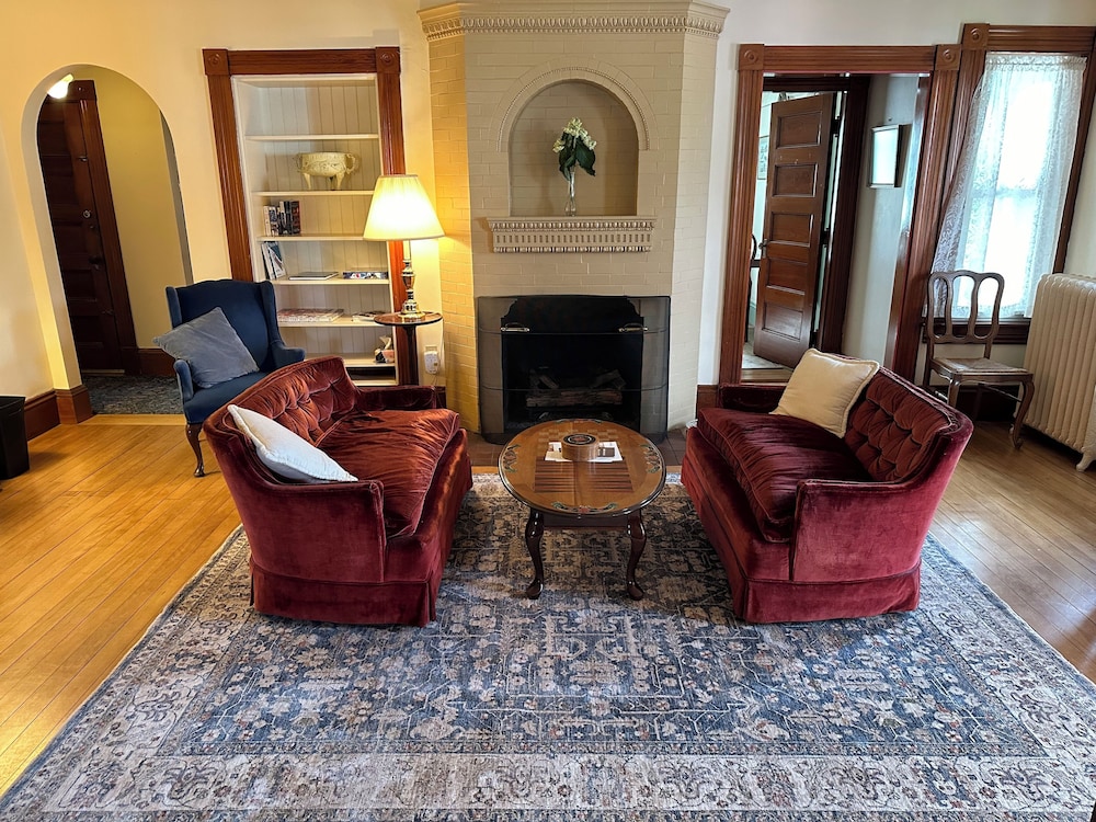 Meredith Inn - photo 10
