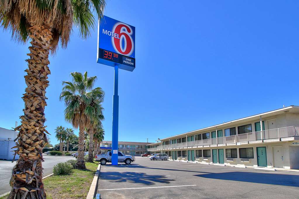 Motel6 Nogales AZ Mariposa Road - photo 3