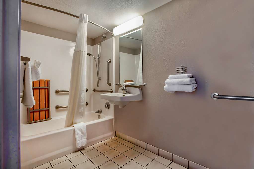 Motel 6 Kingman AZ Route 66 East - photo 16