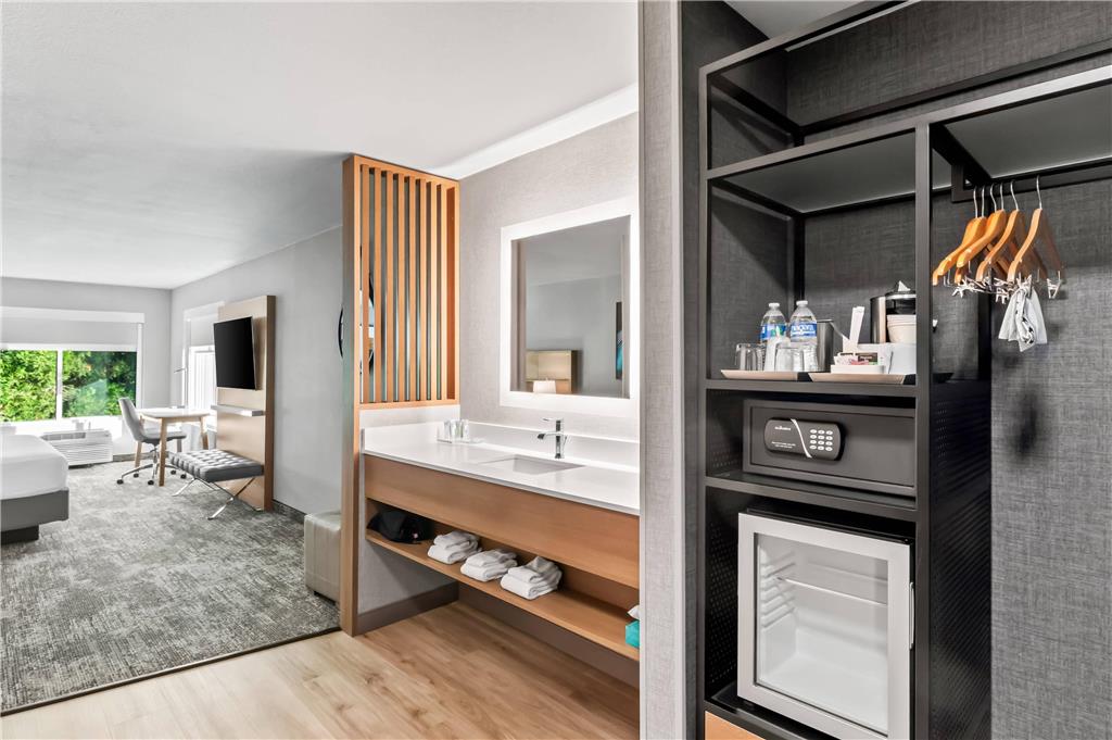 Radisson Hotel Portland Airport - photo 41