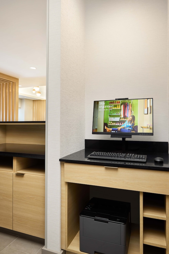 TownePlace Suites by Marriott Plant City - photo 34