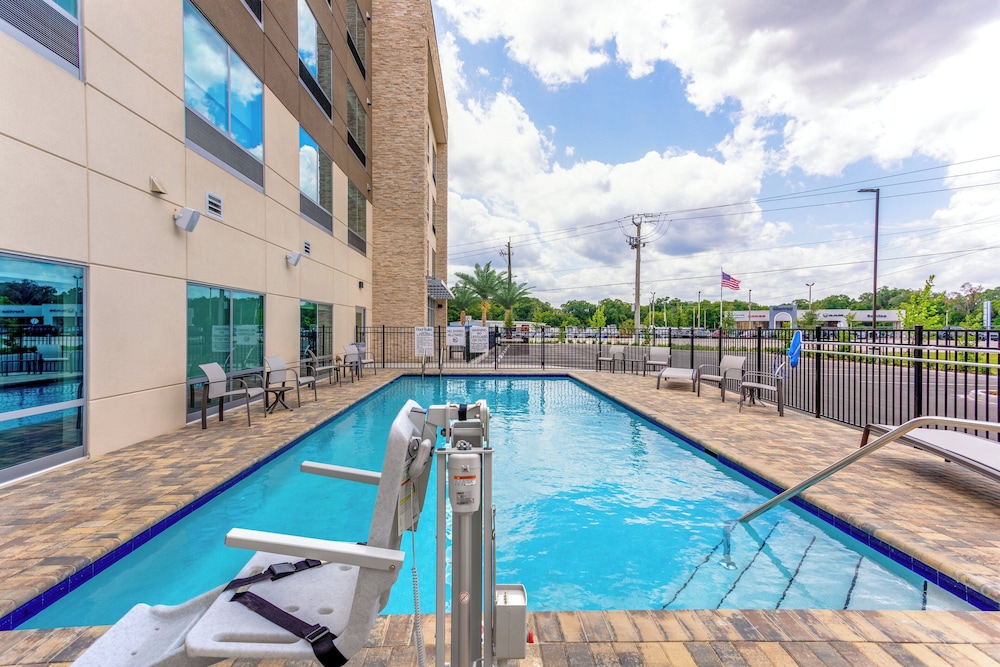 Holiday Inn Express Starke by IHG - photo 21