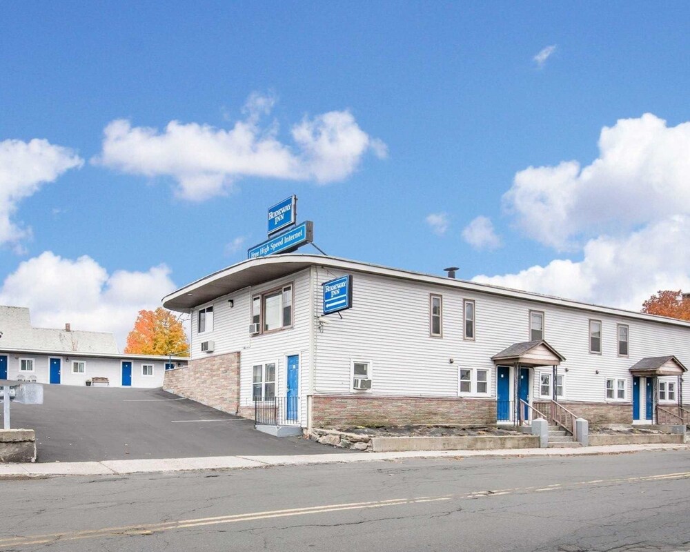 Royal Inn Claremont — hotel in Claremont
