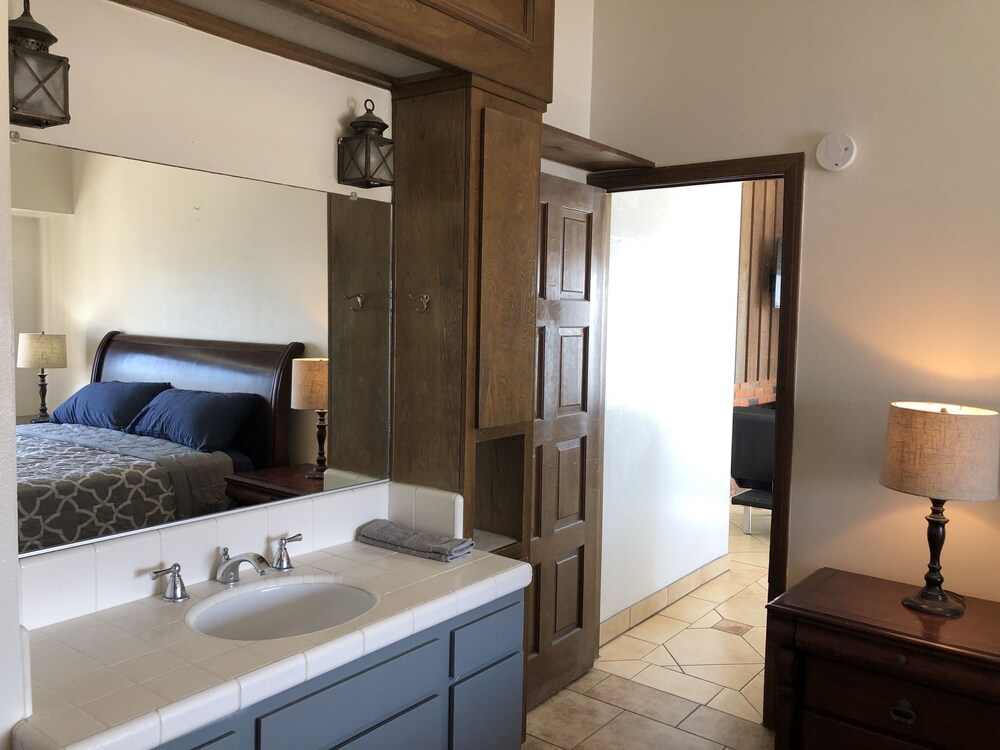 The Shores Inn and Beach Houses - photo 20