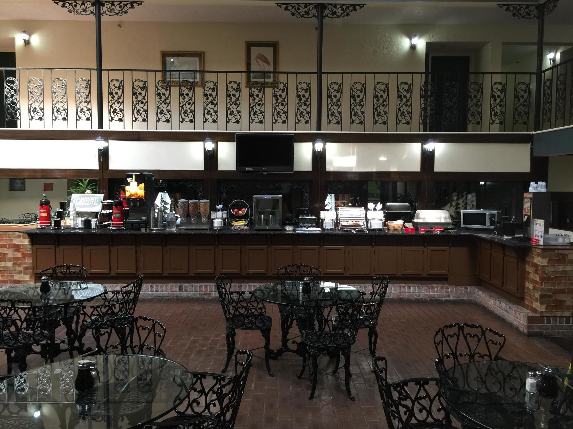 SureStay Plus Hotel by Best Western Baton Rouge - photo 14