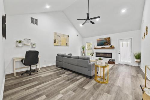 Cozy 3 BR house with Wi Fi near Tribble Mill Park — 4-Star Luxury Hotel in Loganville, United States