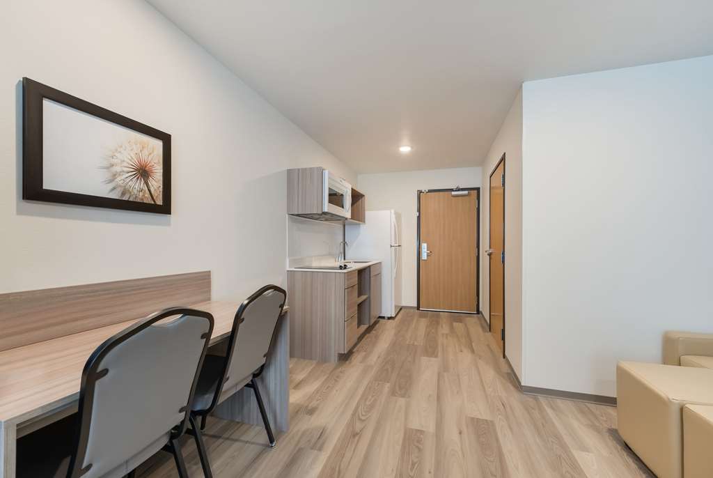 WoodSpring Suites Meridian - photo 17