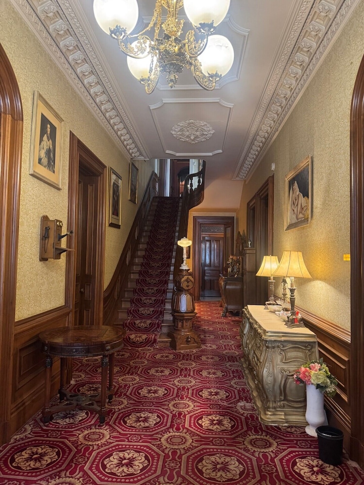 Upjohn House Inn — Kalamazoo — photo 2