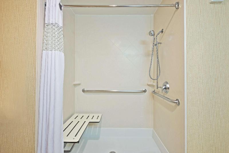 Hampton Inn by Hilton Gainesville Haymarket - photo 86