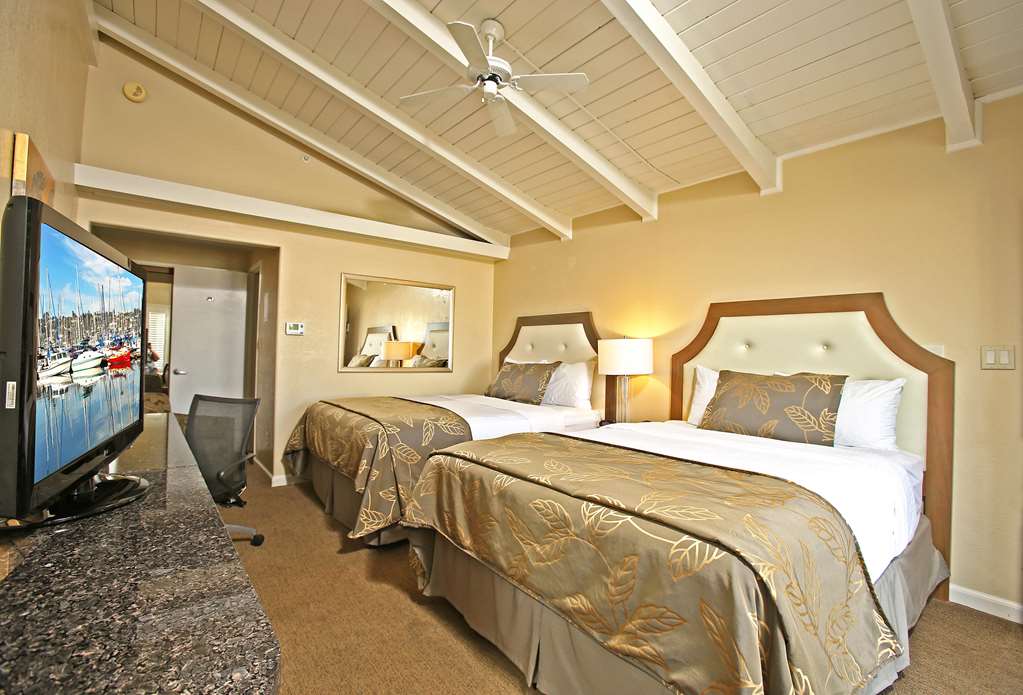 Best Western Plus Island Palms Hotel & Marina - photo 27