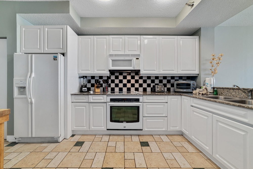 Beach Colony Tower 12B - photo 10