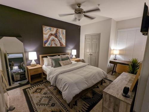 The Mid Century Modern — 4-Star Luxury Hotel in Houston, United States