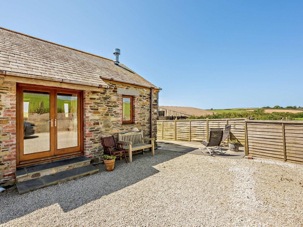 1 Bed In Polperro Overh — Polperro