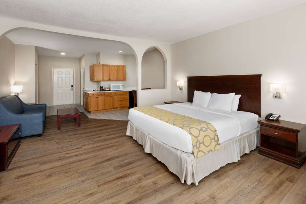 Baymont by Wyndham Houston Brookhollow - photo 16