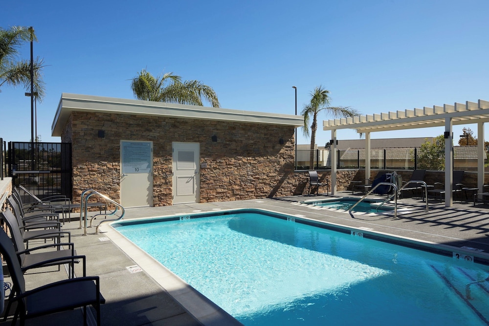 Fairfield Inn & Suites by Marriott Riverside Moreno Valley - photo 10