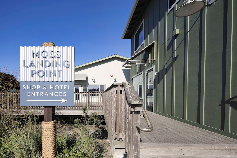 Inn At Moss Landing Point - photo 92