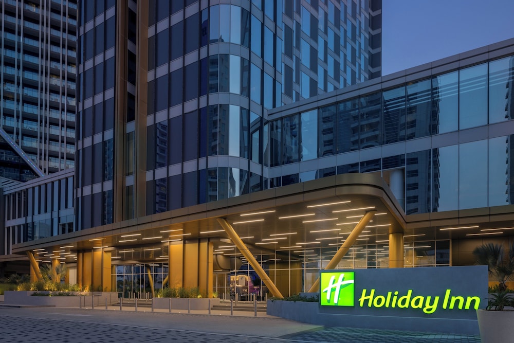 Holiday Inn Dubai Business Bay by IHG — 4-Star Luxury Hotel in Dubai, United Arab Emirates
