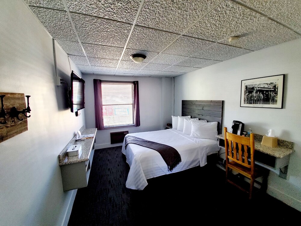 Hotel Nevada - photo 7