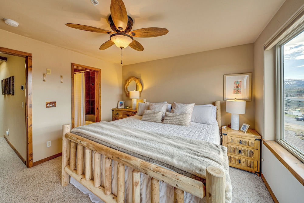 6 Mi to Winter Park Resort Townhome with Hot Tub - photo 12